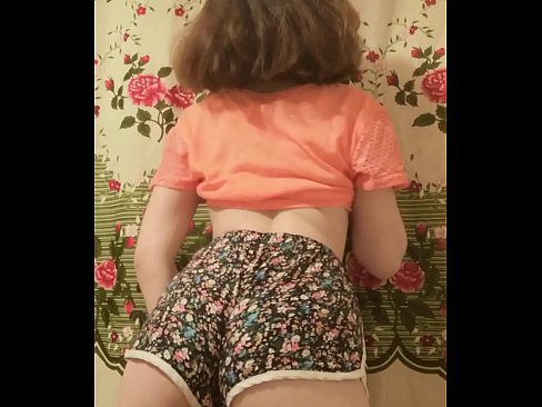 ❤️ Seksi mlada bejba se pred kamero sleče s kratkih hlač Krasni porniči pri nas sl.sexonfire.ru ❤