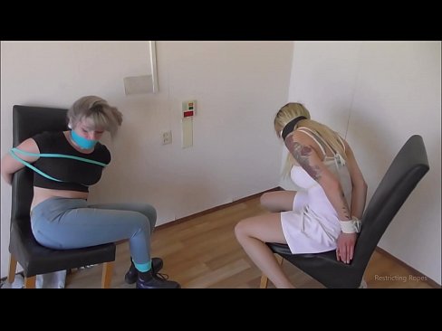 ❤️ Zasvojena / zvezana in z usti / deklica v stiski Krasni porniči pri nas sl.sexonfire.ru ❤