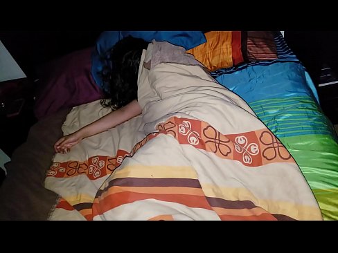 ❤️ Stepson berači svojo mlado mačeho, medtem ko ona spi. Krasni porniči pri nas sl.sexonfire.ru ❤